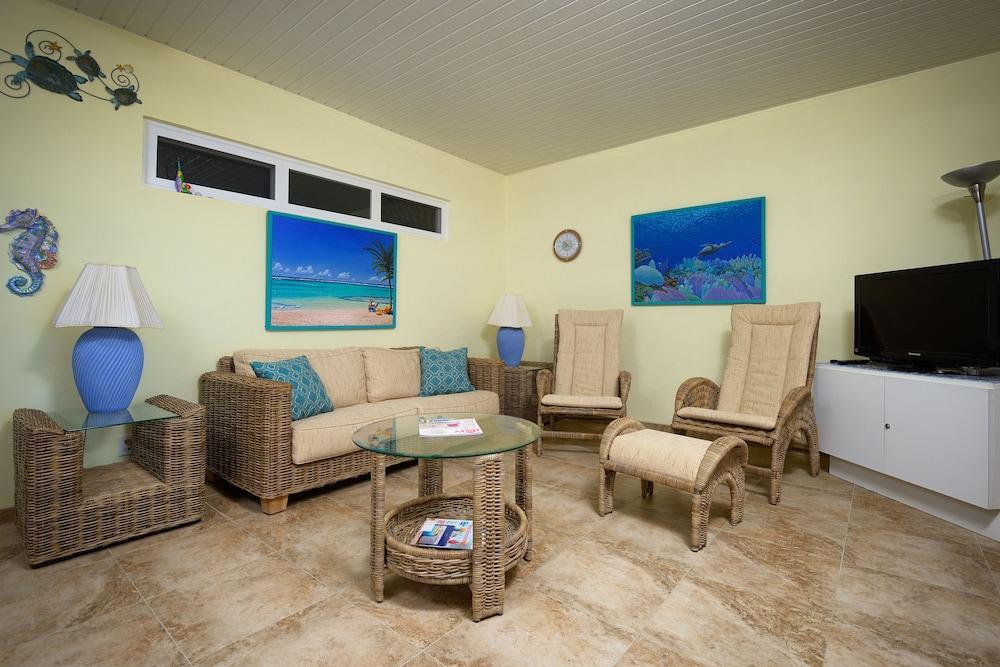 Belmar Oceanfront Apartments Bonaire Esterno foto