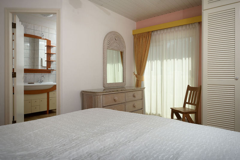 Belmar Oceanfront Apartments Bonaire Esterno foto