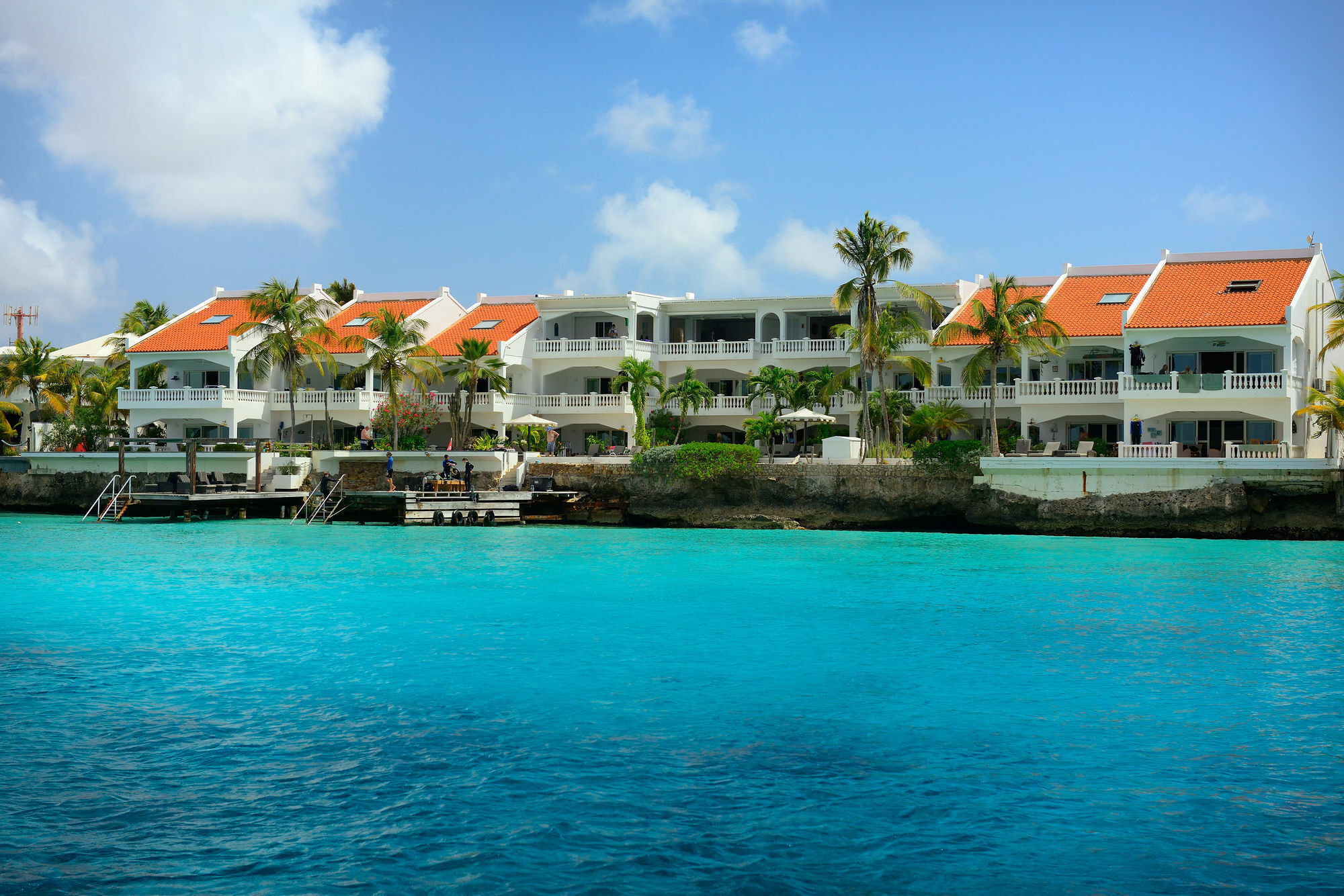 Belmar Oceanfront Apartments Bonaire Esterno foto
